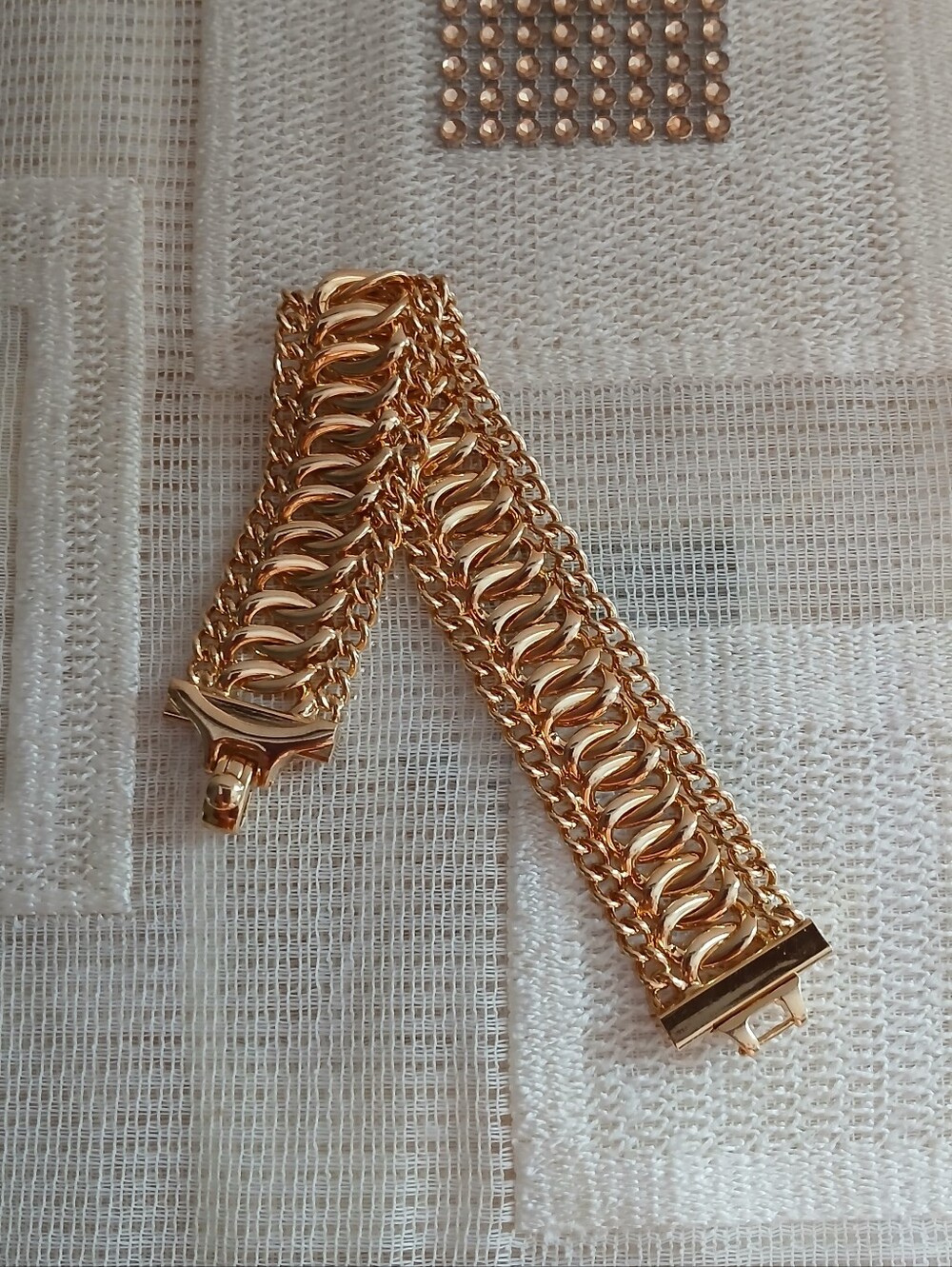 ELEGANT ITALY OTC 18K GEP BZ HEAVY HAMMERED LINK BRACELET